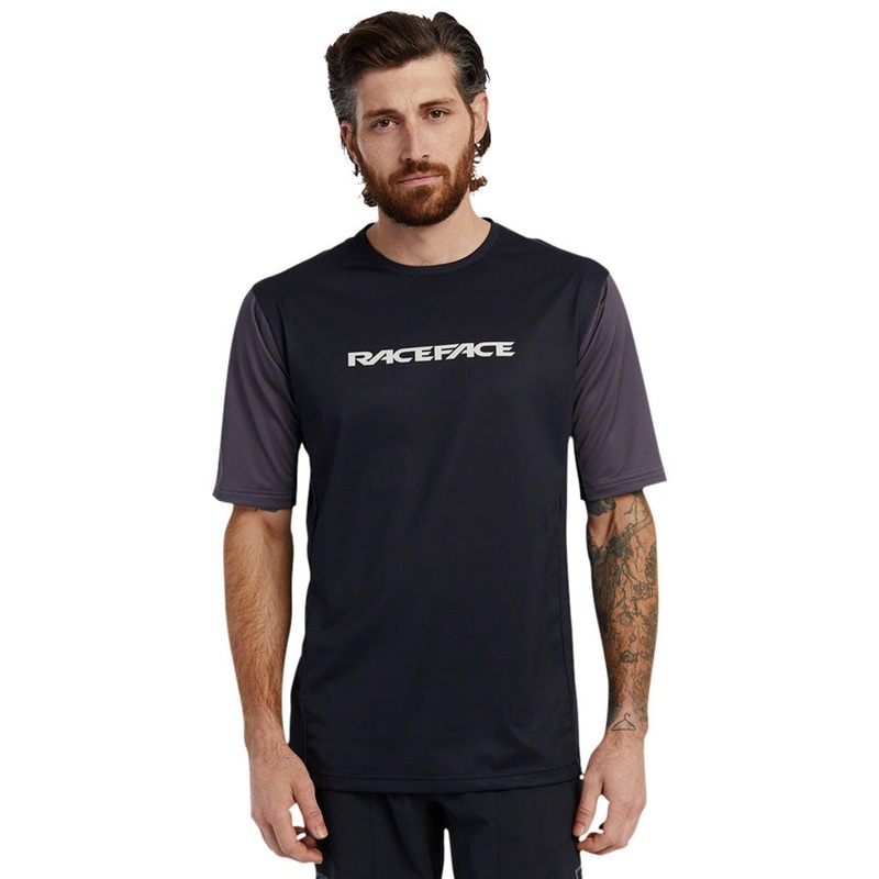 RaceFace Indy Jersey – Short Sleeve Men’s Charcoal Small